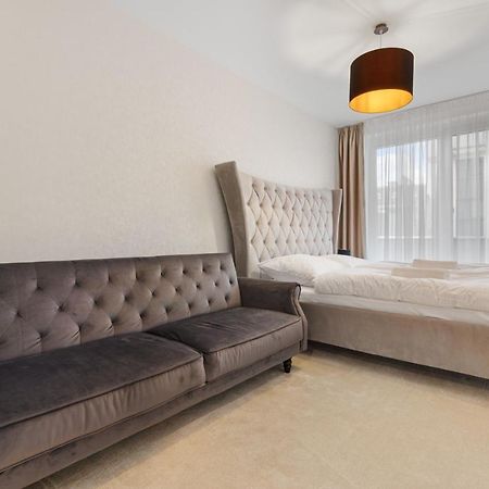 Lam Jegeho Alej - Jacuzzi - Free Parking Lejlighed Bratislava Eksteriør billede