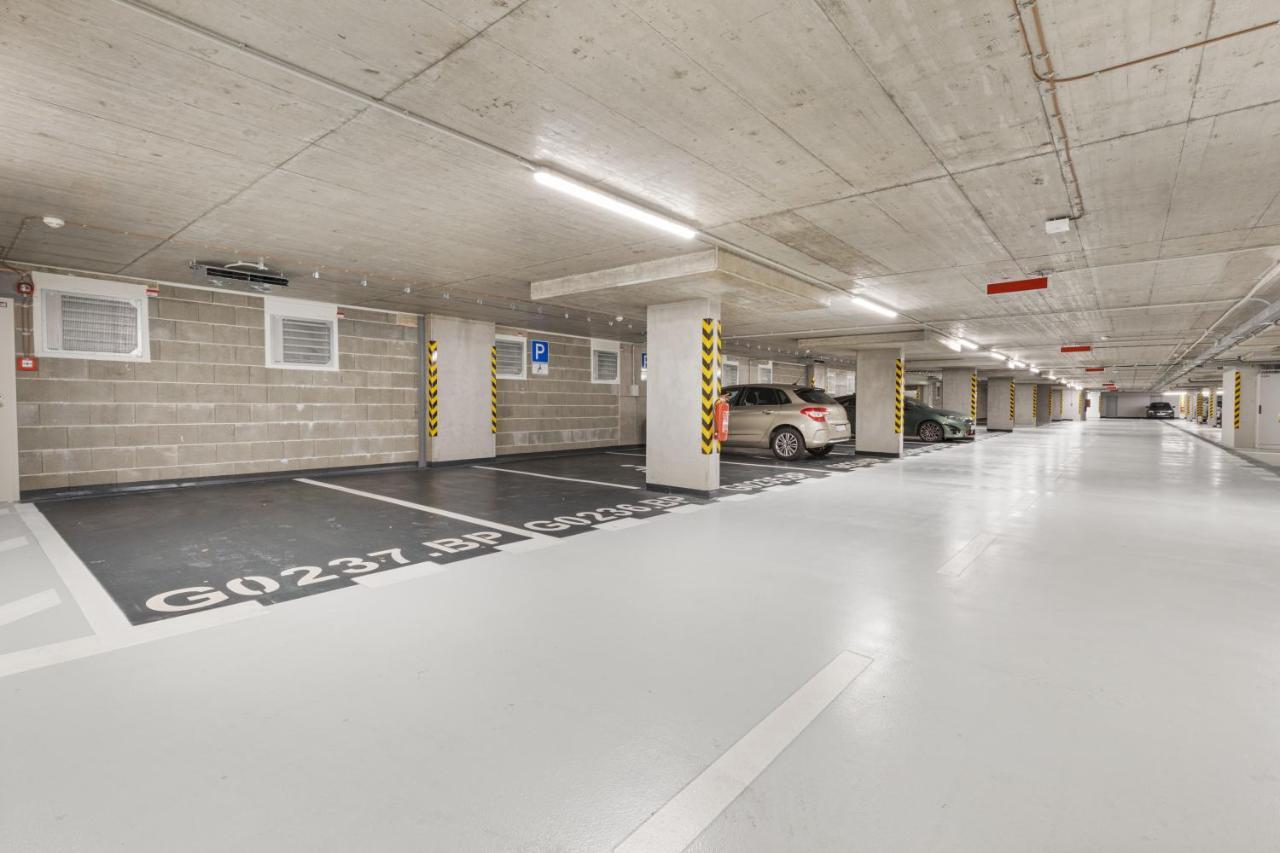 Lam Jegeho Alej - Jacuzzi - Free Parking Lejlighed Bratislava Eksteriør billede